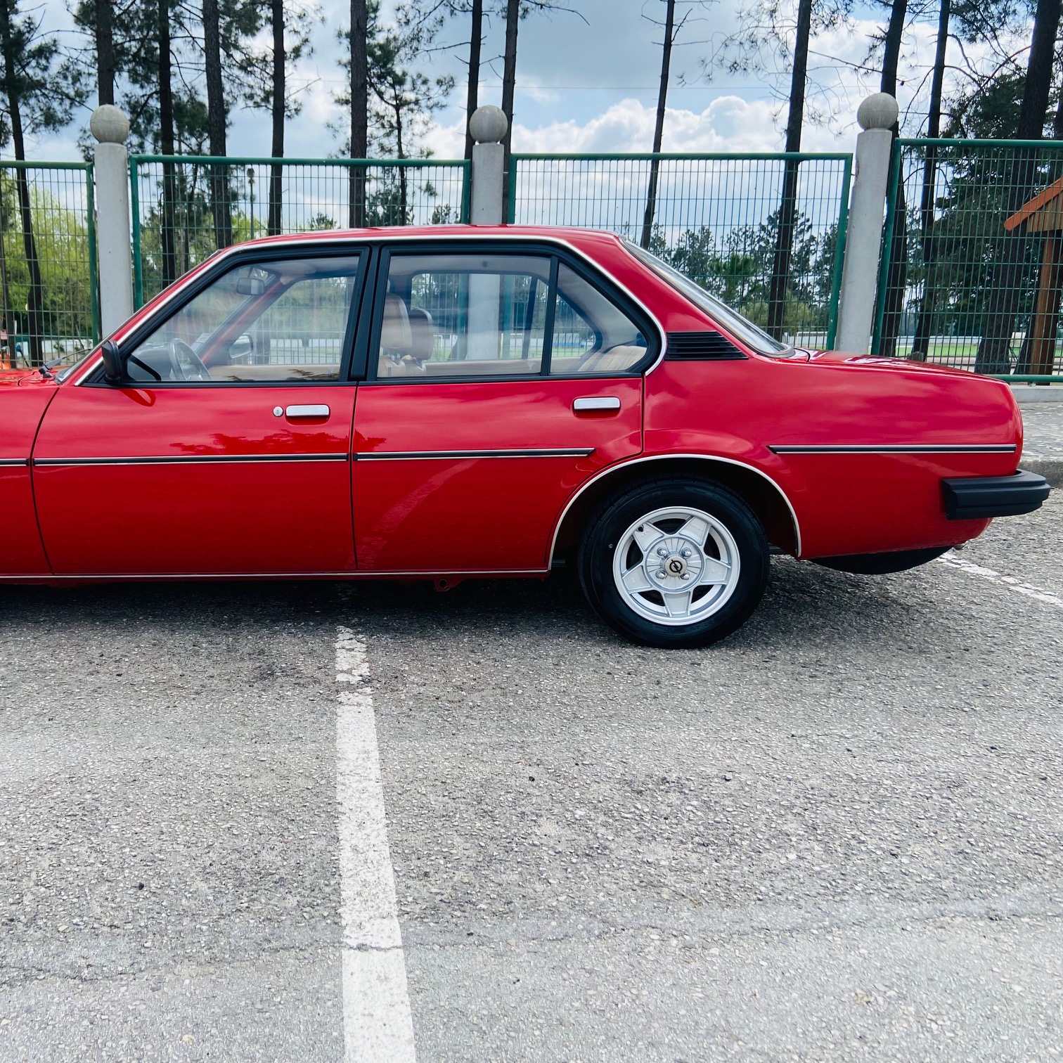 Opel Ascona B 1.9