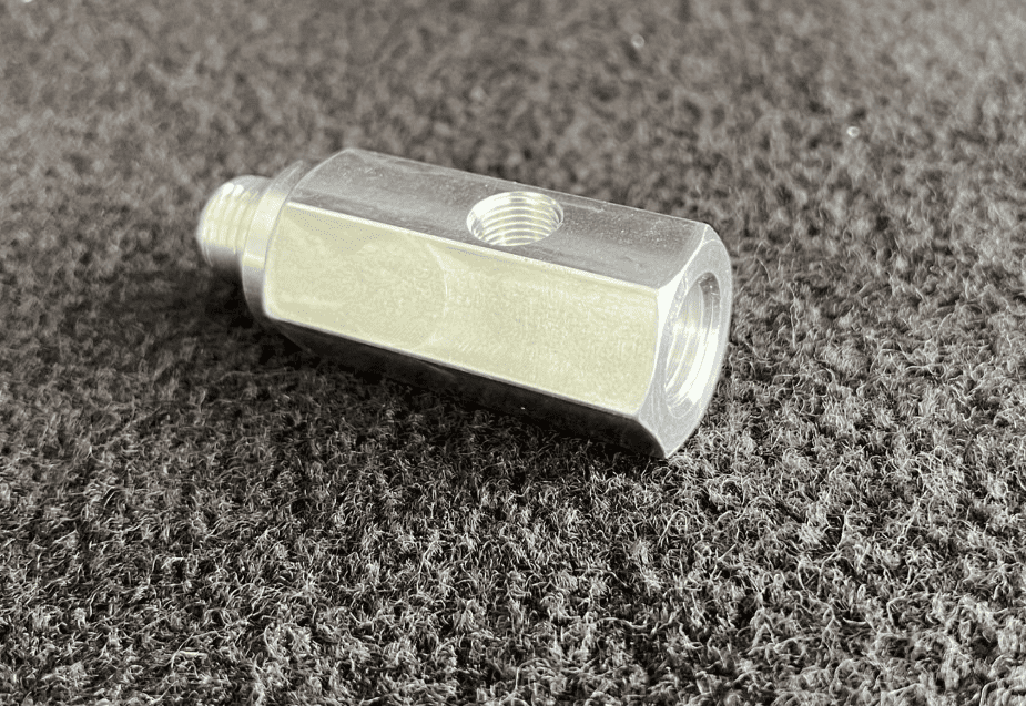 classic-shop-adaptador-t-de-aluminio-14-e-118-de-3-vias-1702amg0054-0.png