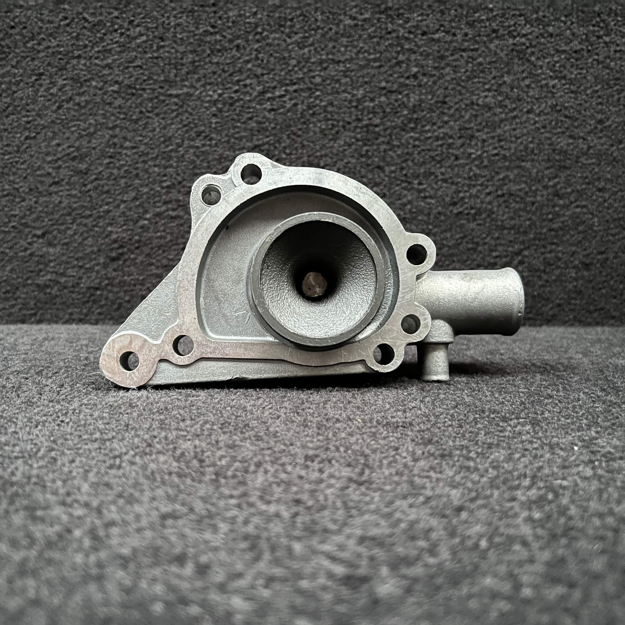 BOMBA AGUA ALTO DÉBITO C/SAIDA TUBO BY PASS