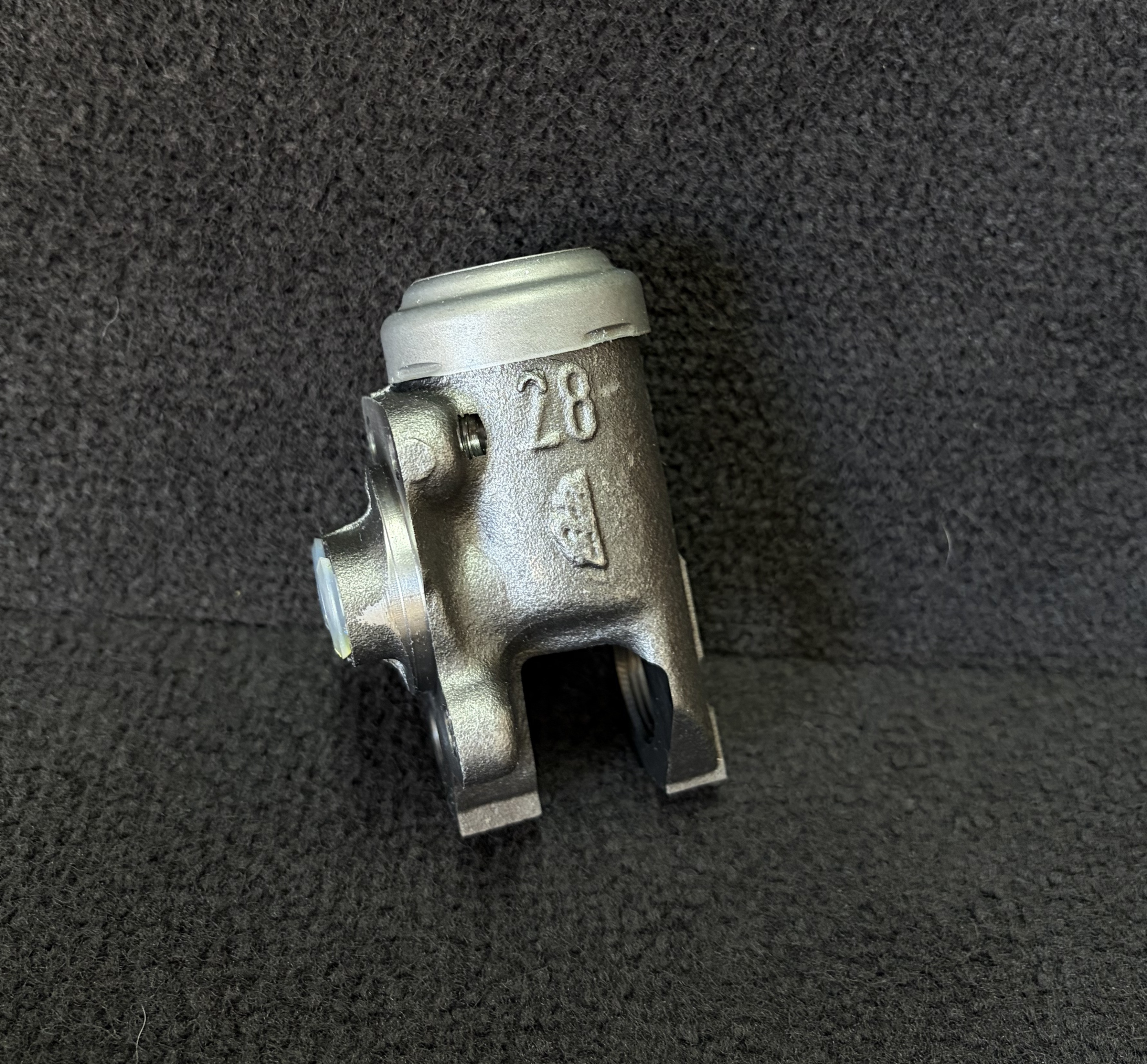 classic-shop-bombito-de-roda-mercedes-frente-0000merc728-0.png