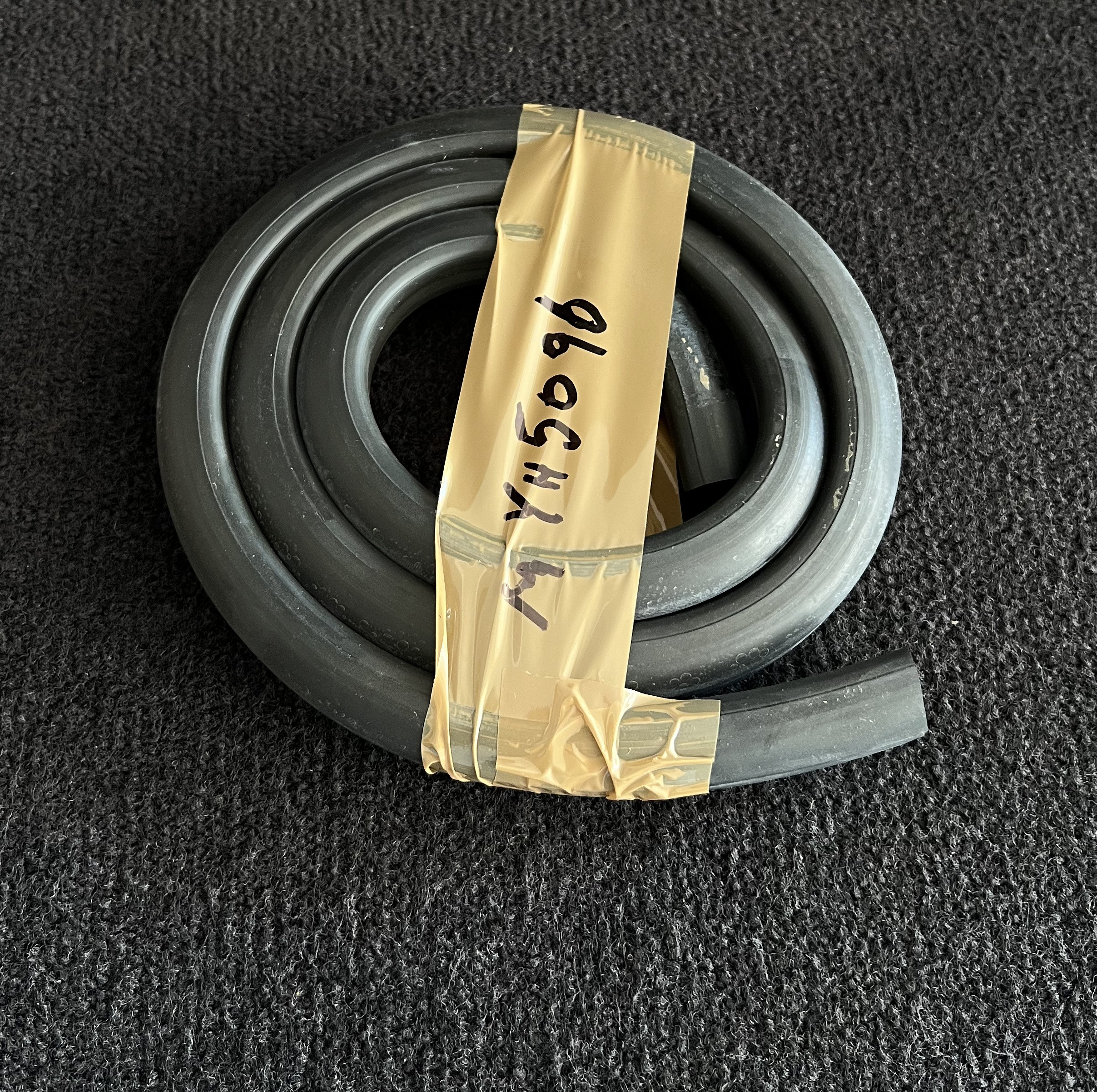 classic-shop-borracha-inferior-de-para-brisas-moke-1305amg5096-0.png
