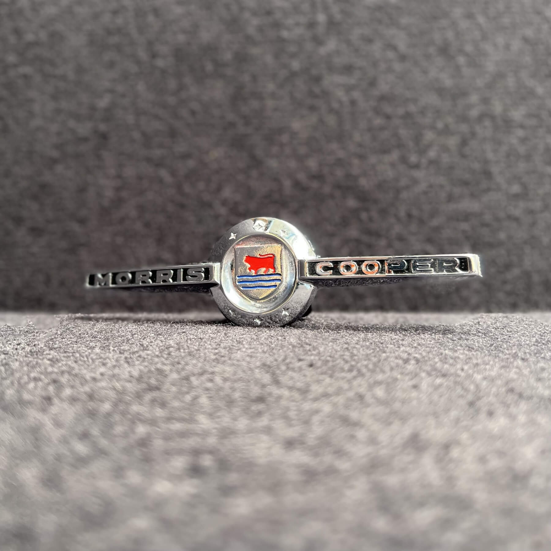 classic-shop-emblema-do-capot-morris-cooper-mk1-1503amg0001-0.jpg