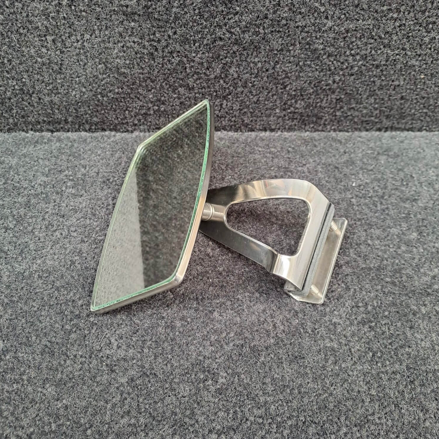 classic-shop-espelho-exterior-rectangular-esq-c-fixacao-clip-0404ame0007-0.jpg