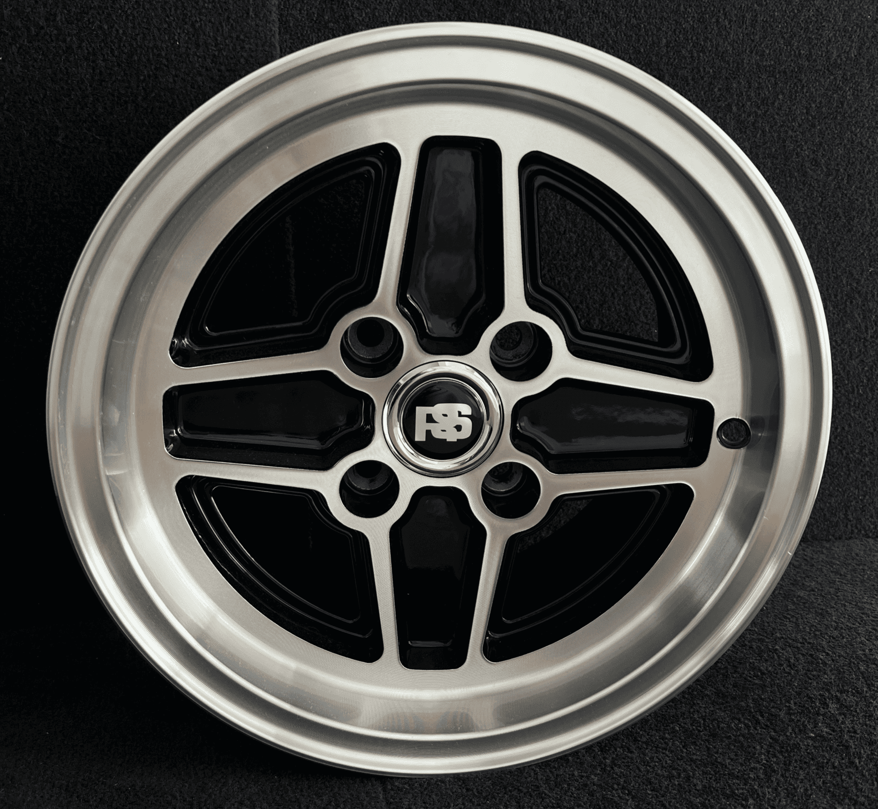 classic-shop-jante-7x13-4x108-rs-escort-1401jpk3281-0.png