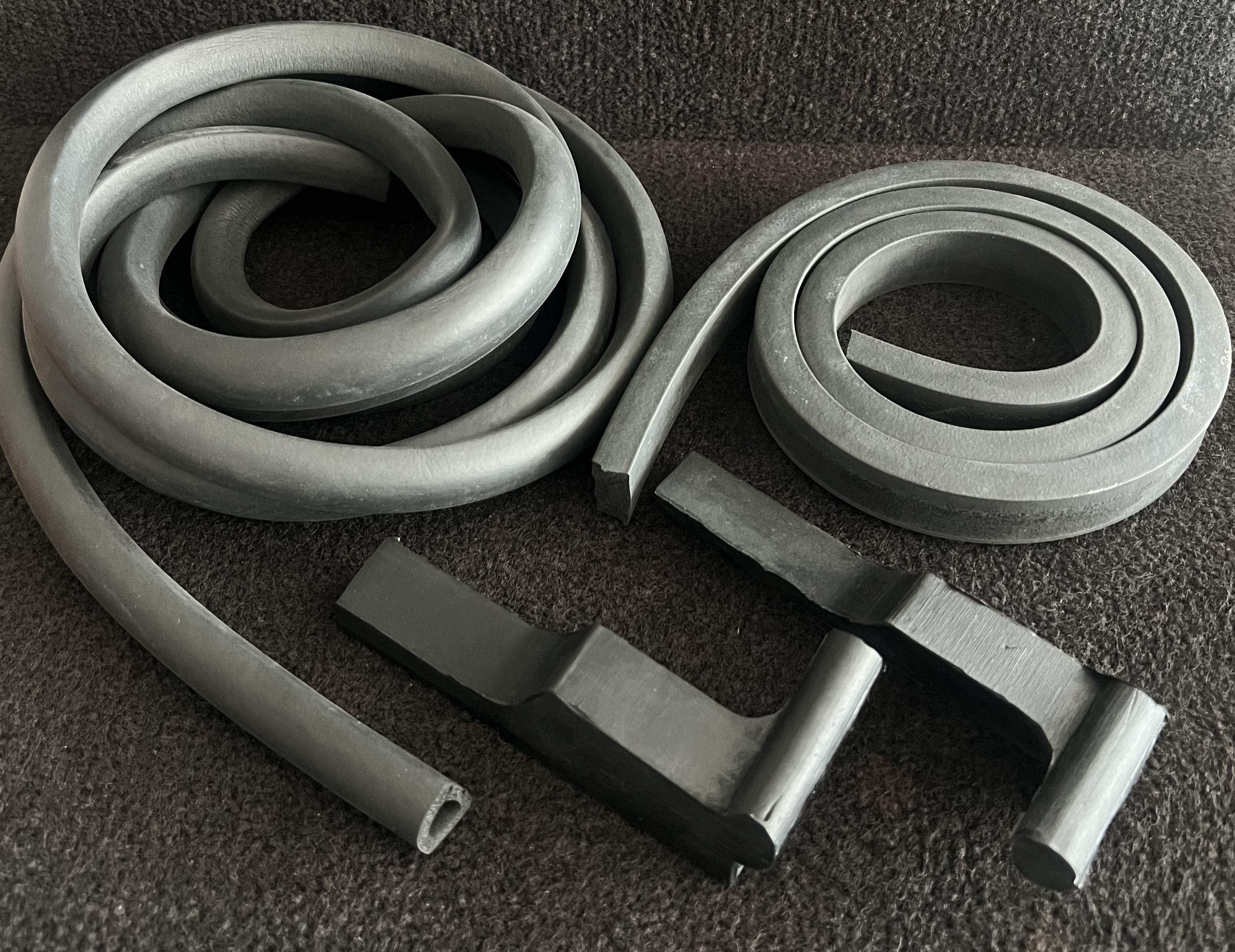 classic-shop-kit-de-borrachas-mala-renault-4l-1904ren2400-0.png