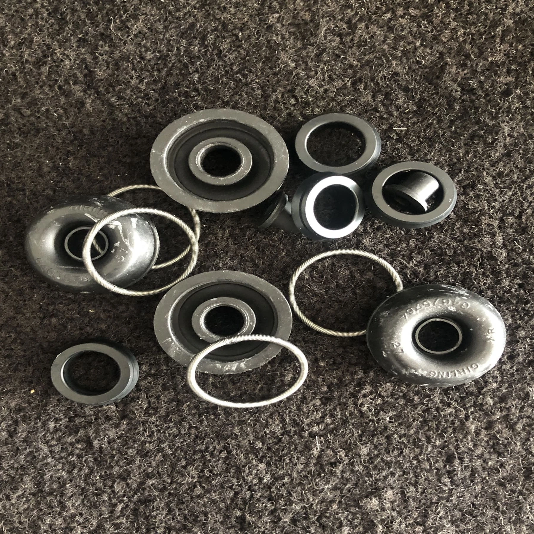 classic-shop-kit-reparacao-bombito-tras-austin-maesrto-grk2008-0.webp