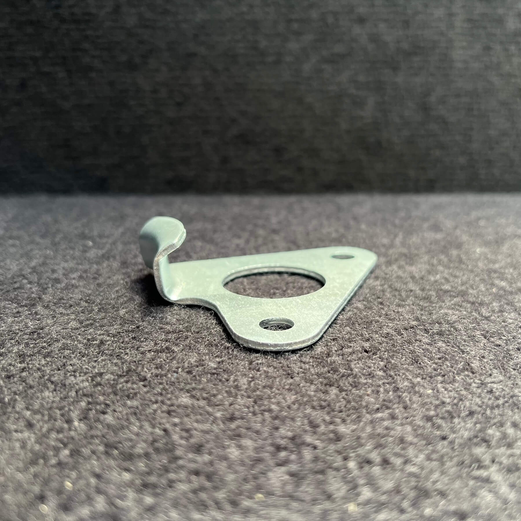 SUPORTE PARA TUBO DE ESCAPE 1275GT e RC40