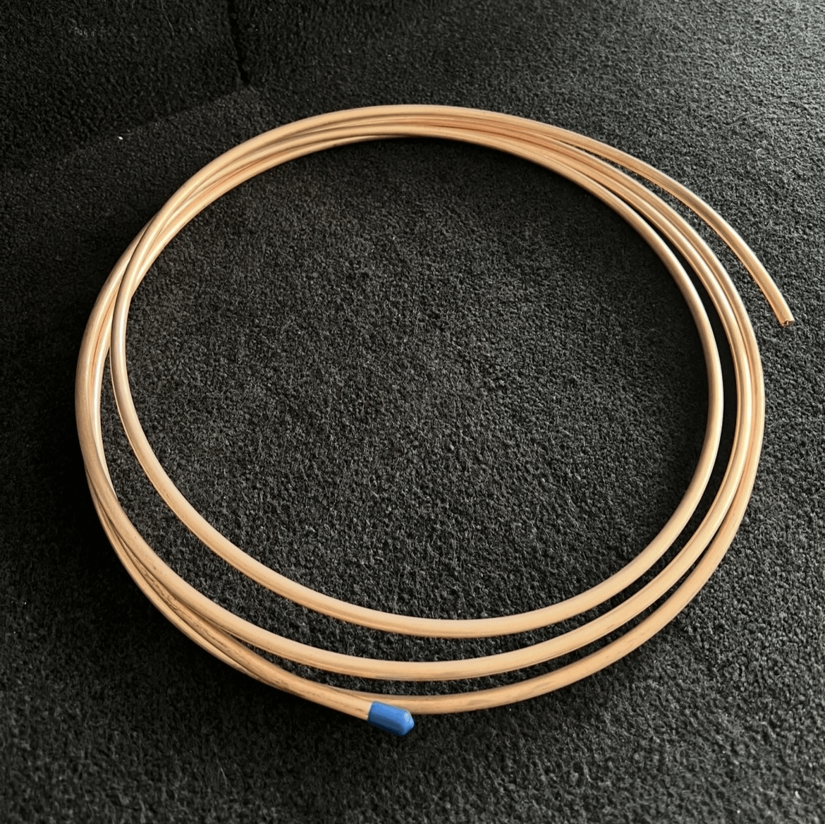 classic-shop-tubo-de-cobre-para-circuito-gasolina-14-por-metro-0506amg0001-0.png